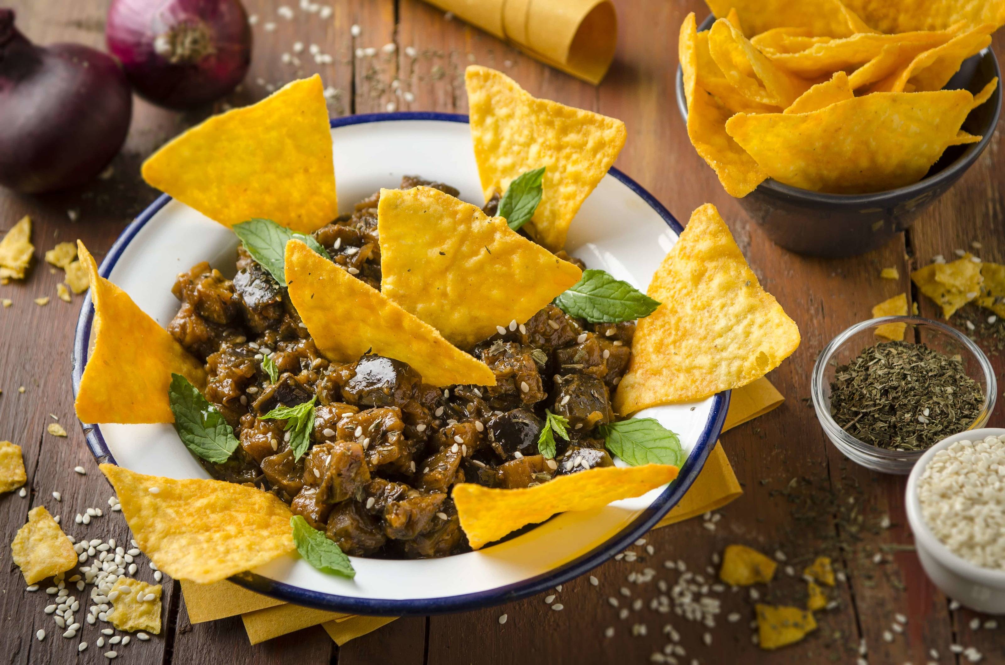 karamellisierte Melanzani mit Tortilla-Chips Rezept