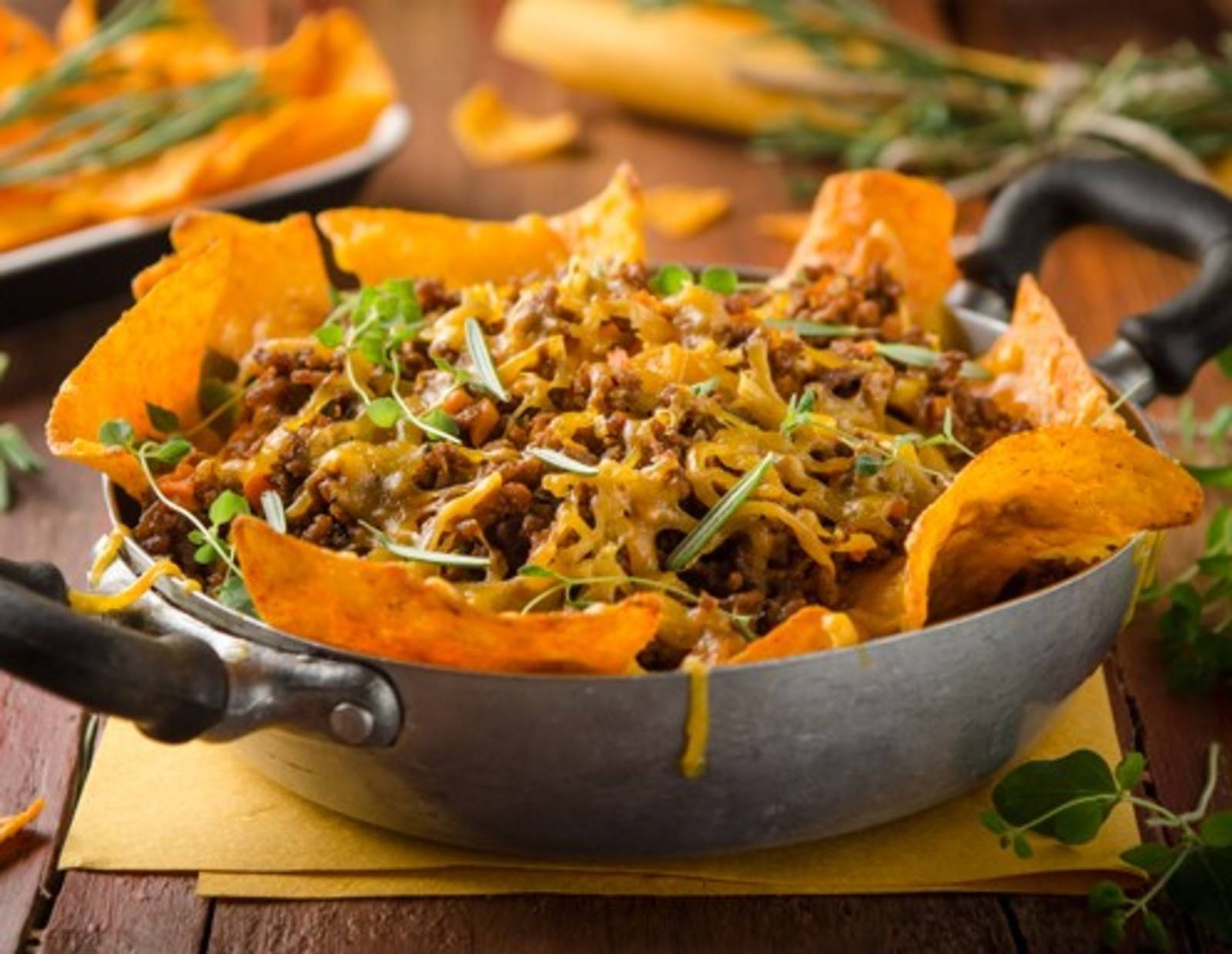 Überbackene Tortilla-Chips mit Lammfaschiertem Rezept