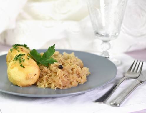 Grammelknödel mit Sauerkraut Rezept