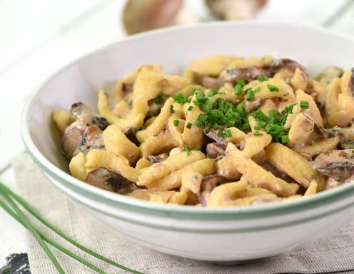 Spätzle mit Champignonsauce Rezept