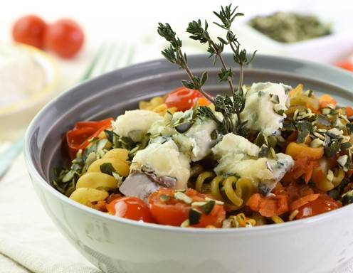 Pasta mit Karotten, Tomaten und Dolce Latte Rezept