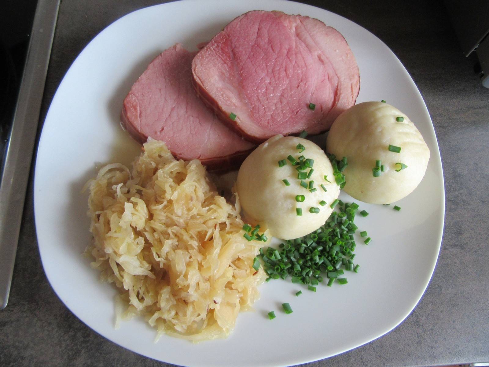 Gekochtes Selchfleisch