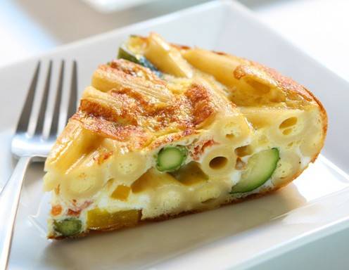 Rezept für Spargelfrittata mit Nudeln