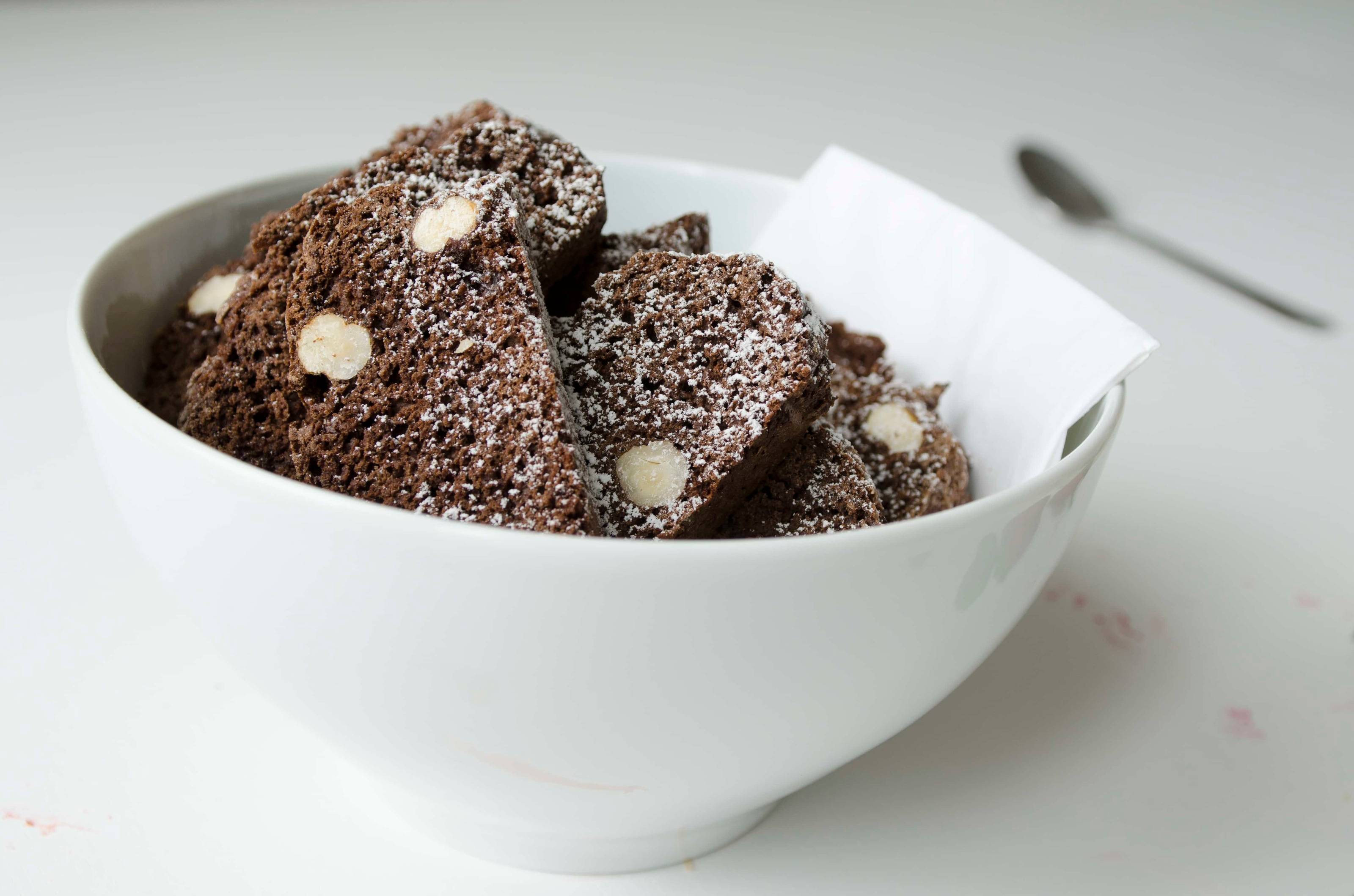 Rezept für Biscottini mit Schokolade und Haselnüssen