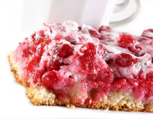 Ribiselkuchen mit Schneehaube Rezept