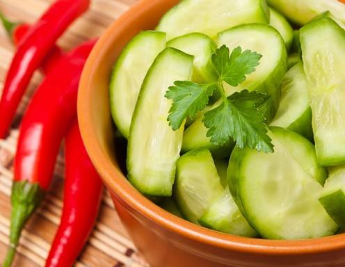 Thailändischer Chili-Gurken-Salat