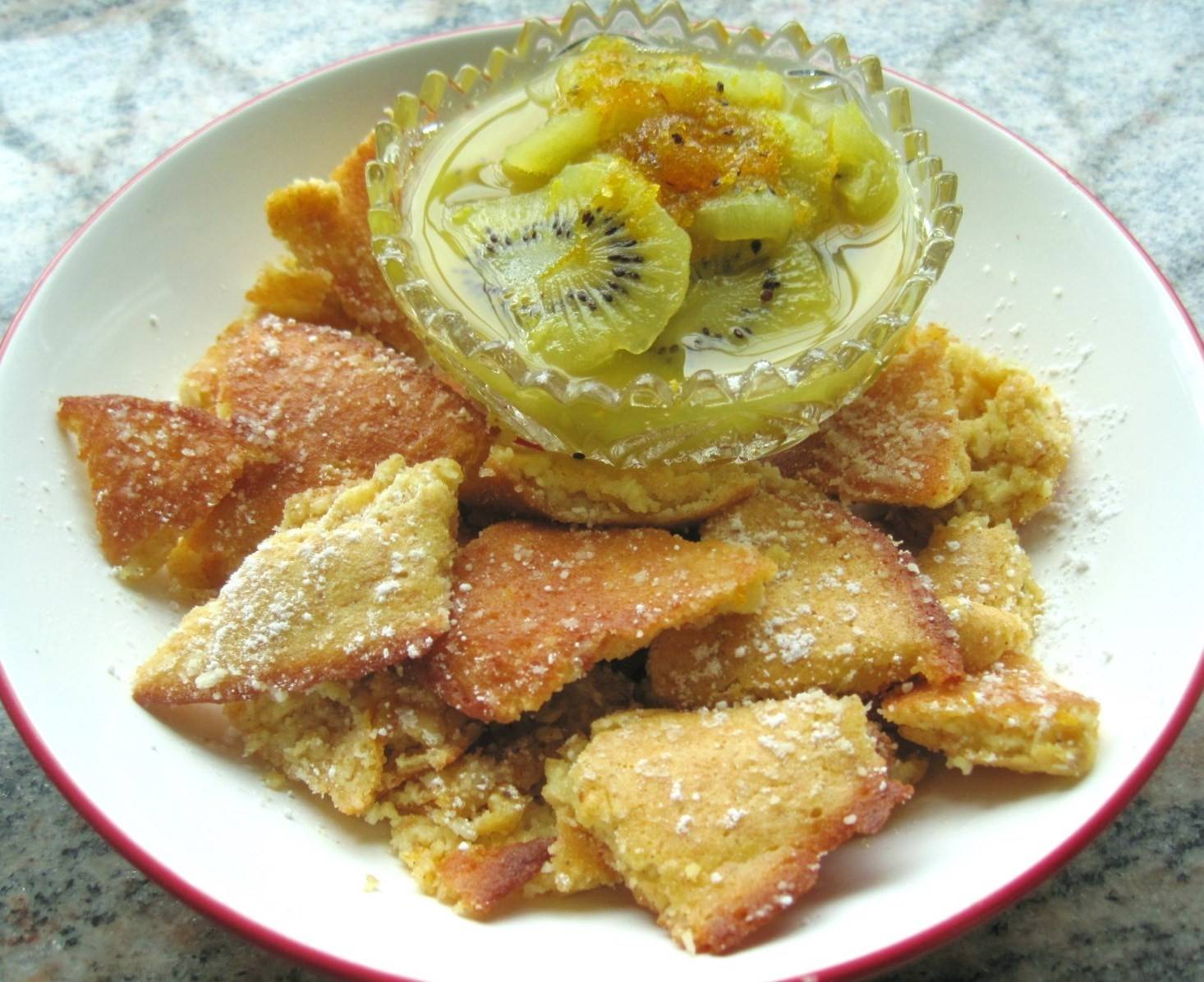 Topfen-Kokosschmarren mit Kiwikompott