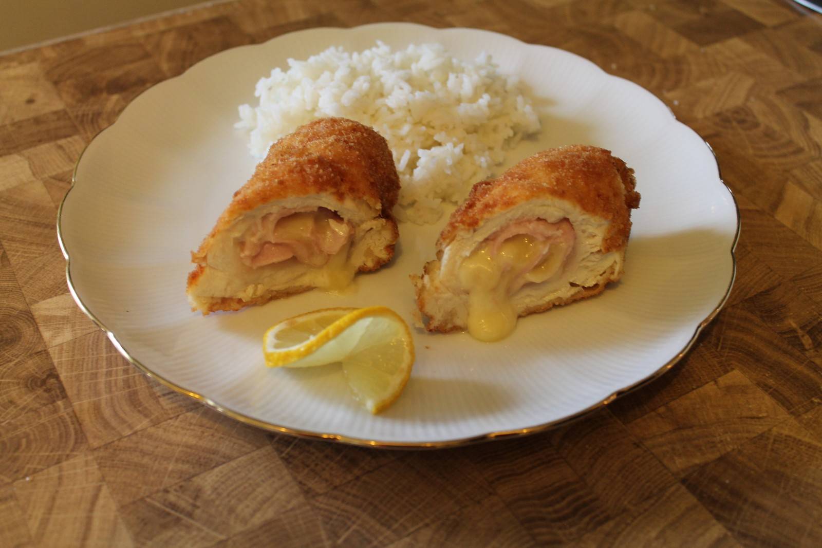 Gefüllte Hühnerschnitzel