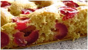 Kürbiskernöl-Kirsch-Kuchen