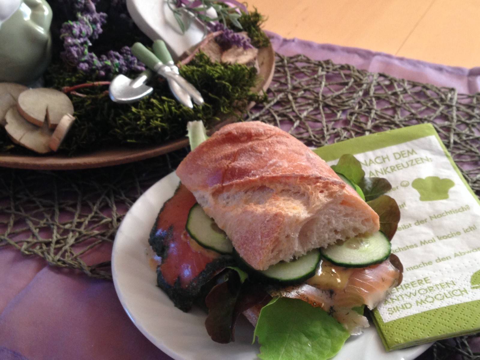 Sandwich mit gebeizter Lachsforelle