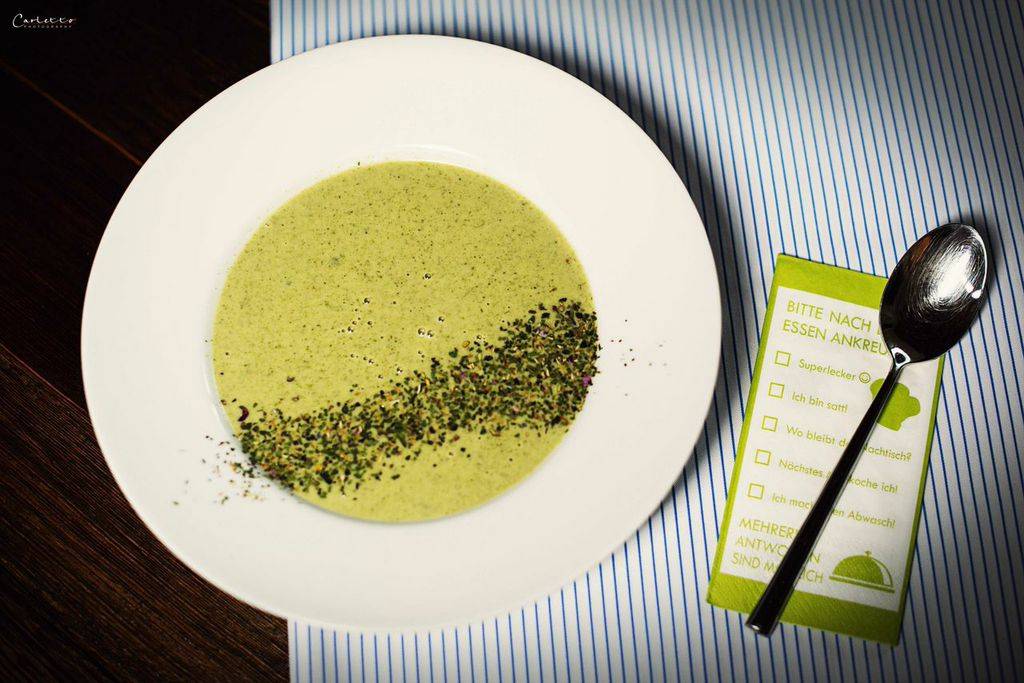 Kräuterschaumsuppe für Aktive