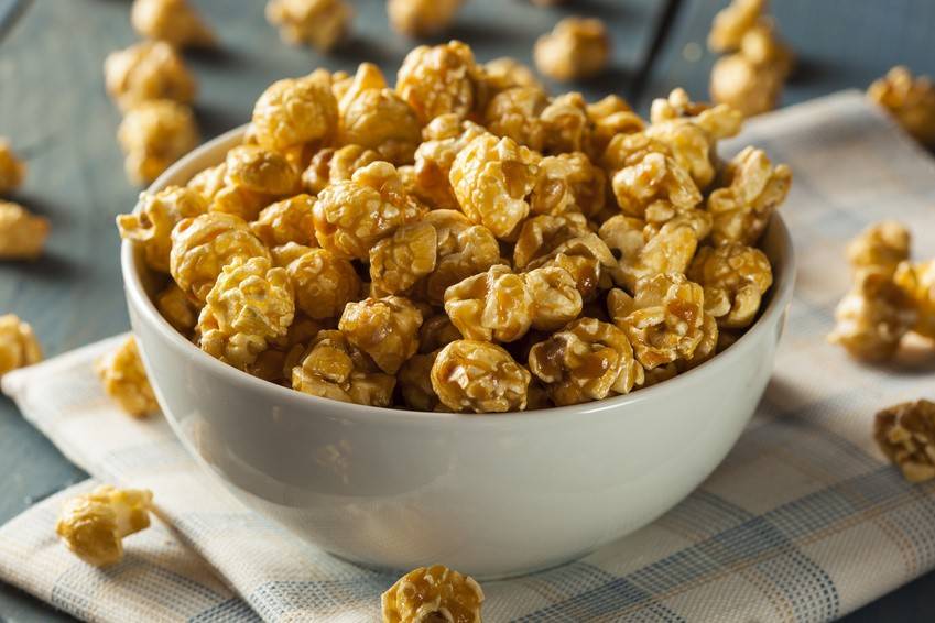 Selbstgemachtes Karamell-Popcorn aus der Mikrowelle