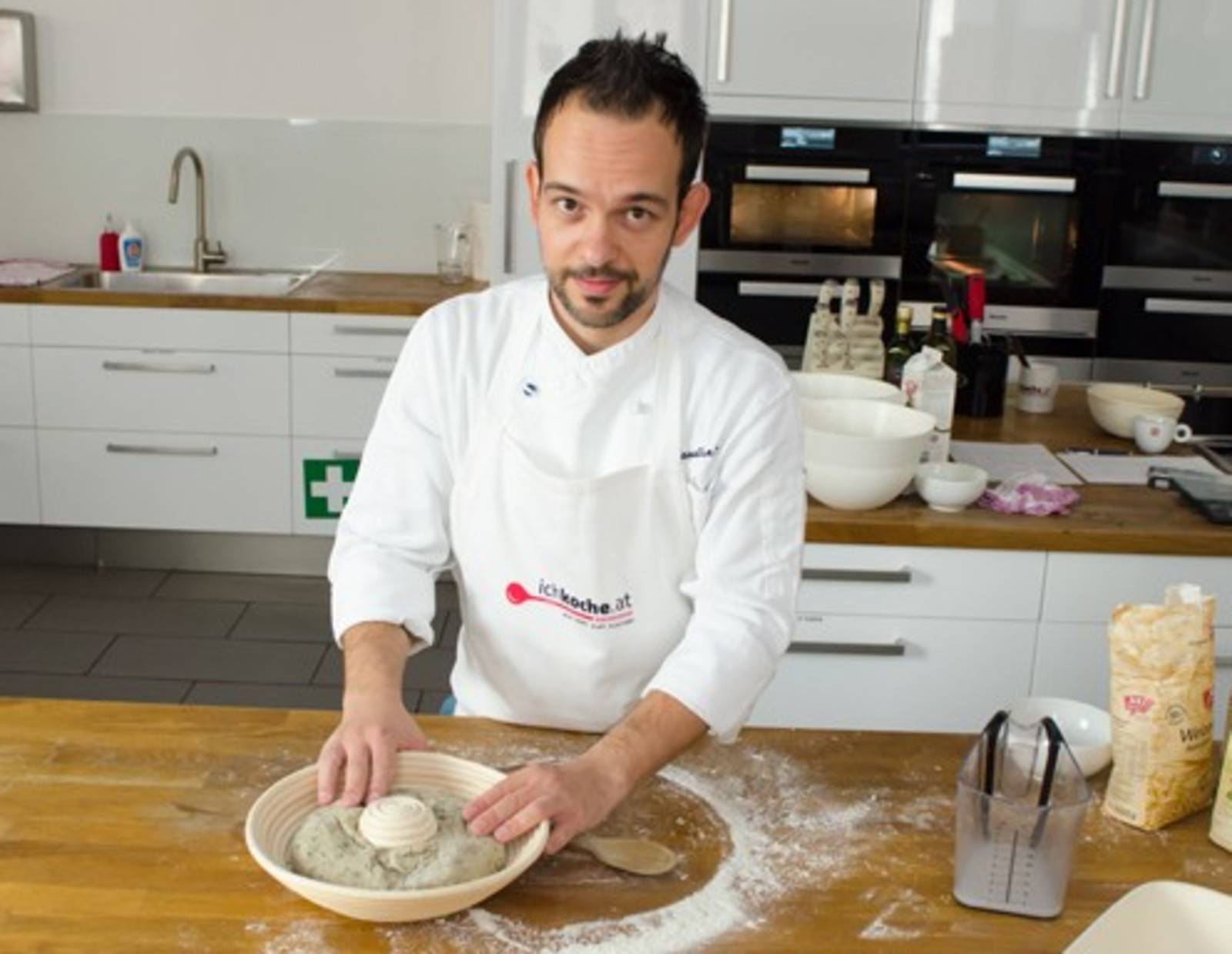 Brotgarkorb