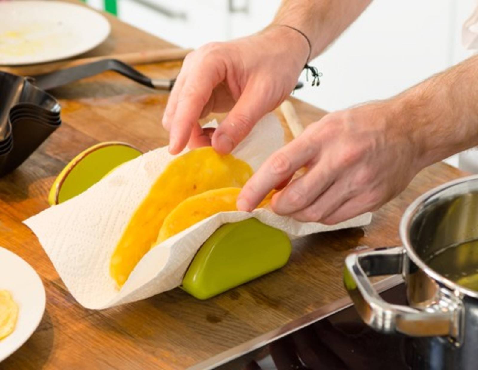 Abtropfen lassen im Taco-Halter